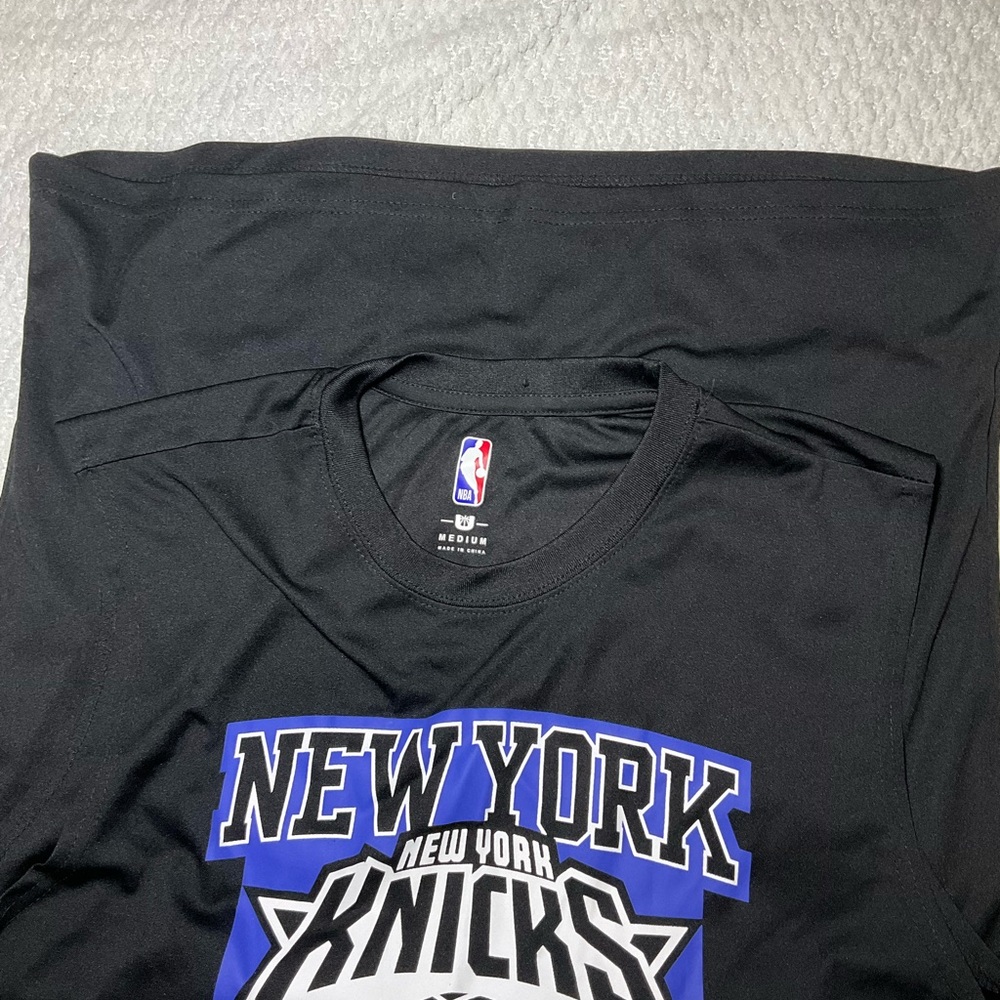 New York Knicks tan top size m newww